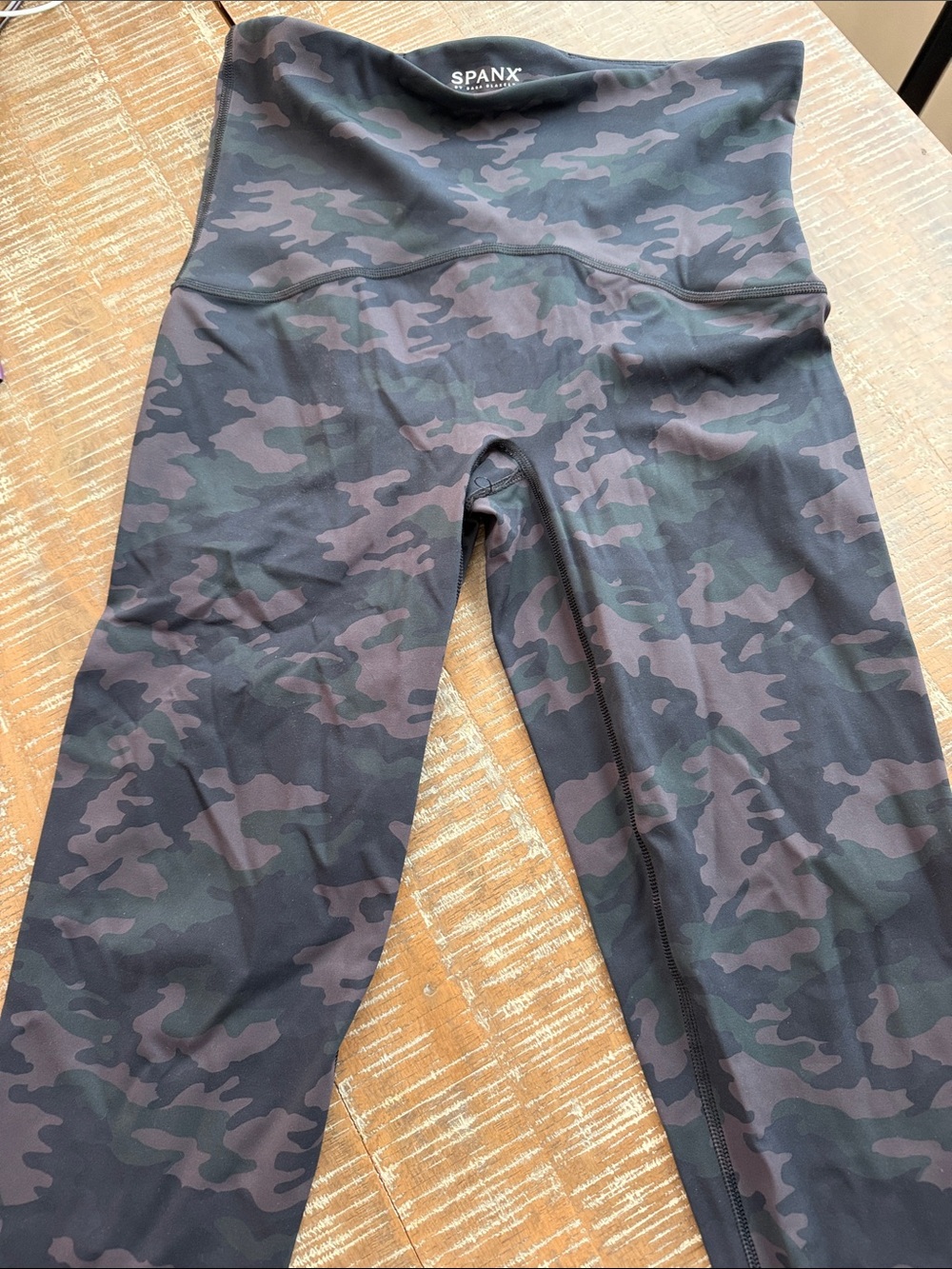 SPANX High-Waist Camo Leggings in Black and Olive Green